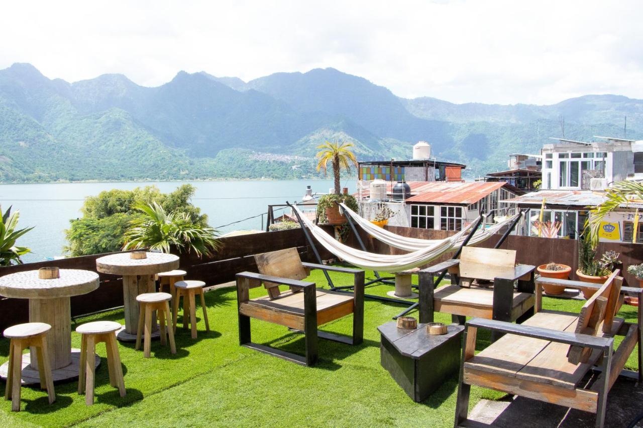 Amigos Hotel San Pedro La Laguna Exterior photo